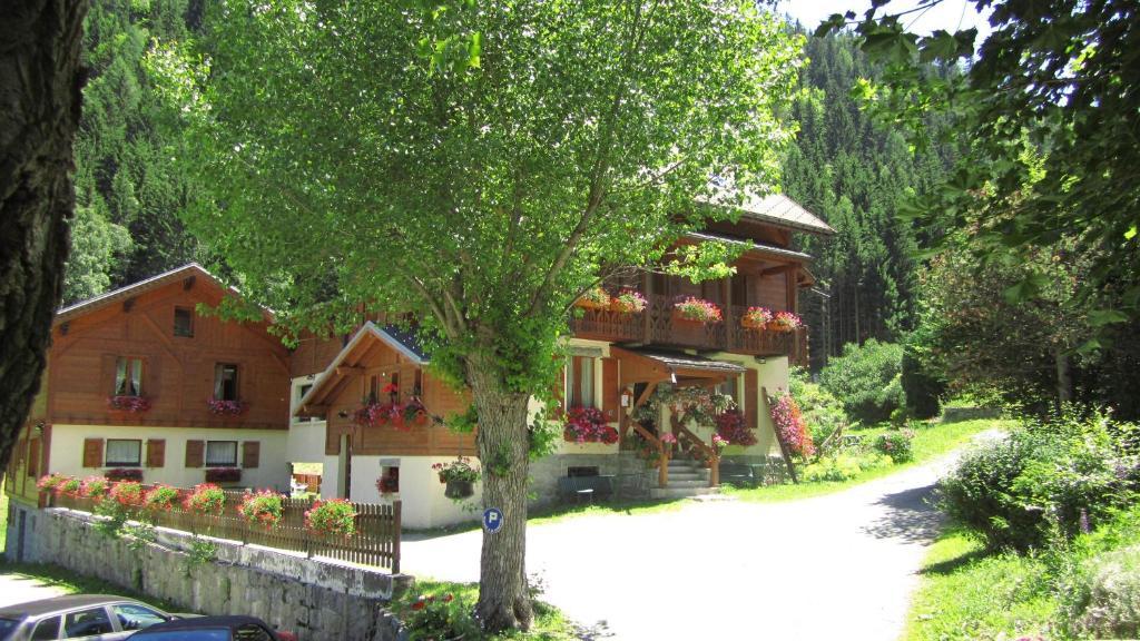 霞慕尼Beausoleil住宿加早餐旅馆 外观 照片